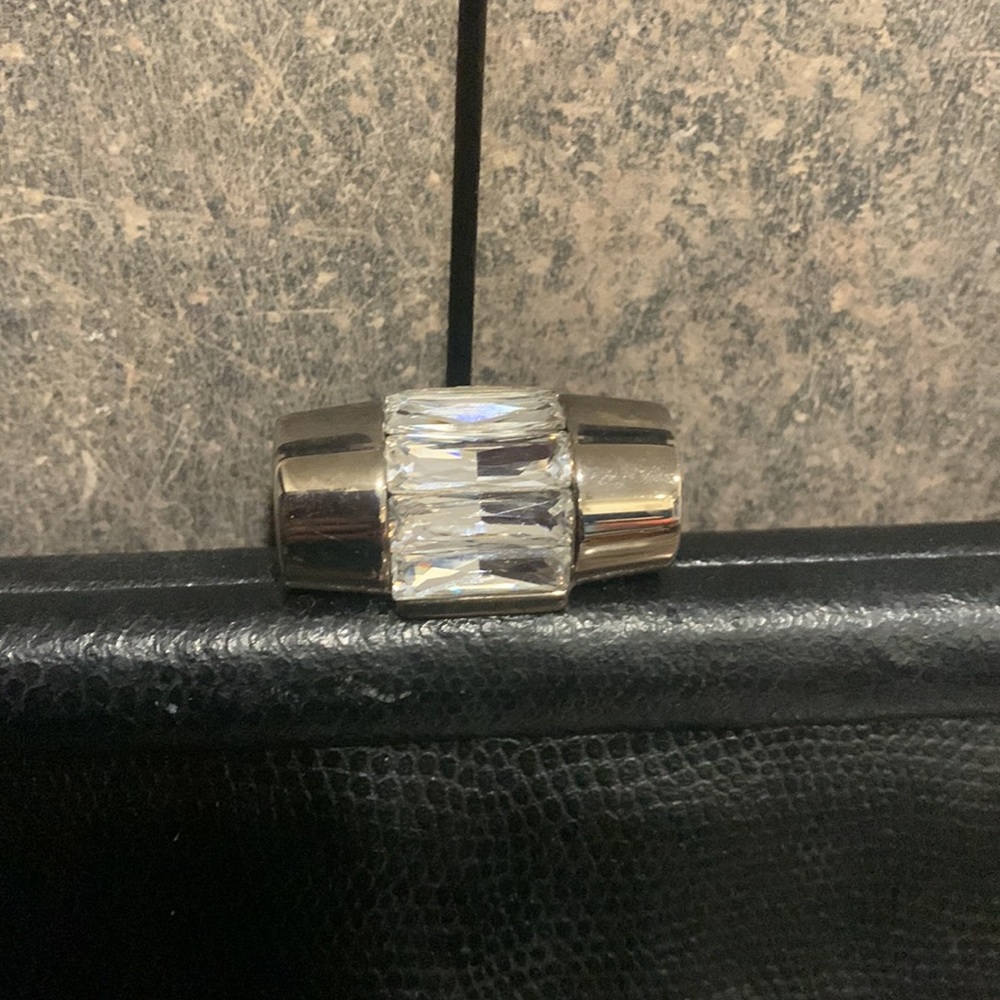 Unipel Designer Clutch from Singapore 🇸🇬 - Picture 4 of 7